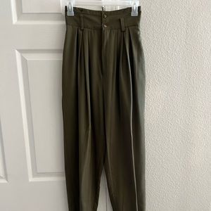 Olive green high waisted dress pants side pockets, 24 in waist straight leg